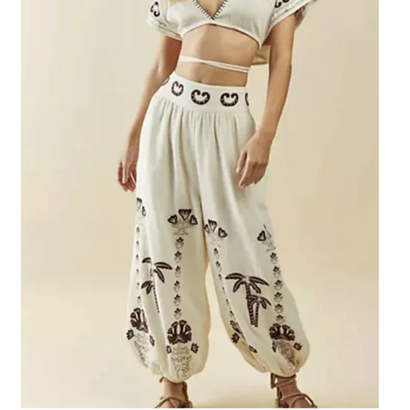 Free People Pants - Free People Boho Kai Embroidered Pants size small